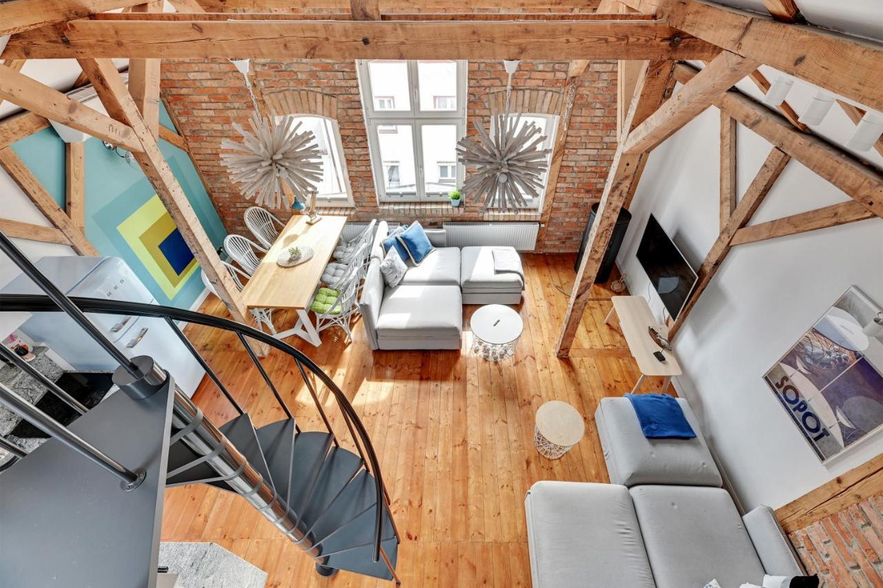 Lion - Cosy Attic Apartment